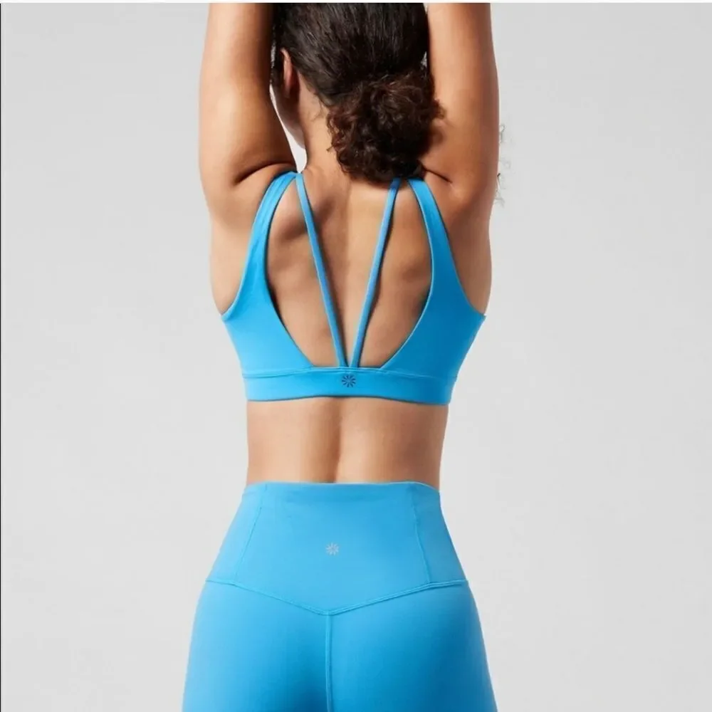 NWOT Athleta Exhale Bra D-DD comes with free gift